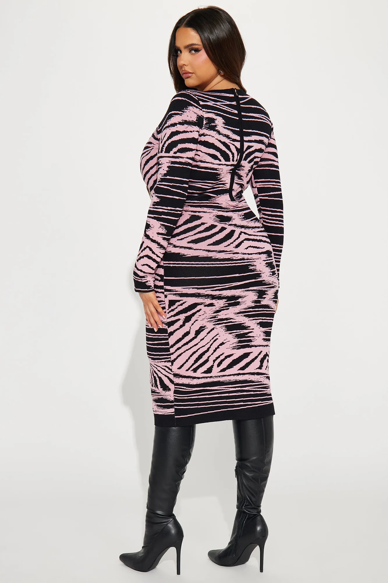 Ailene Printed Sweater Midi Dress - Black/Pink