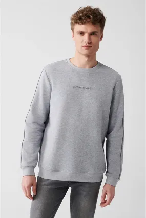 Avva Men's Gray Crew Neck Cotton Sweatshirt