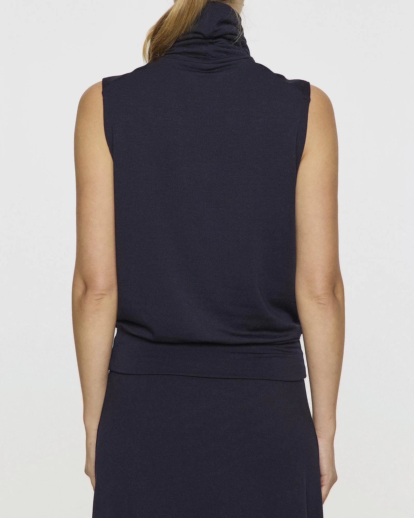 Capsule Sleeveless Turtleneck