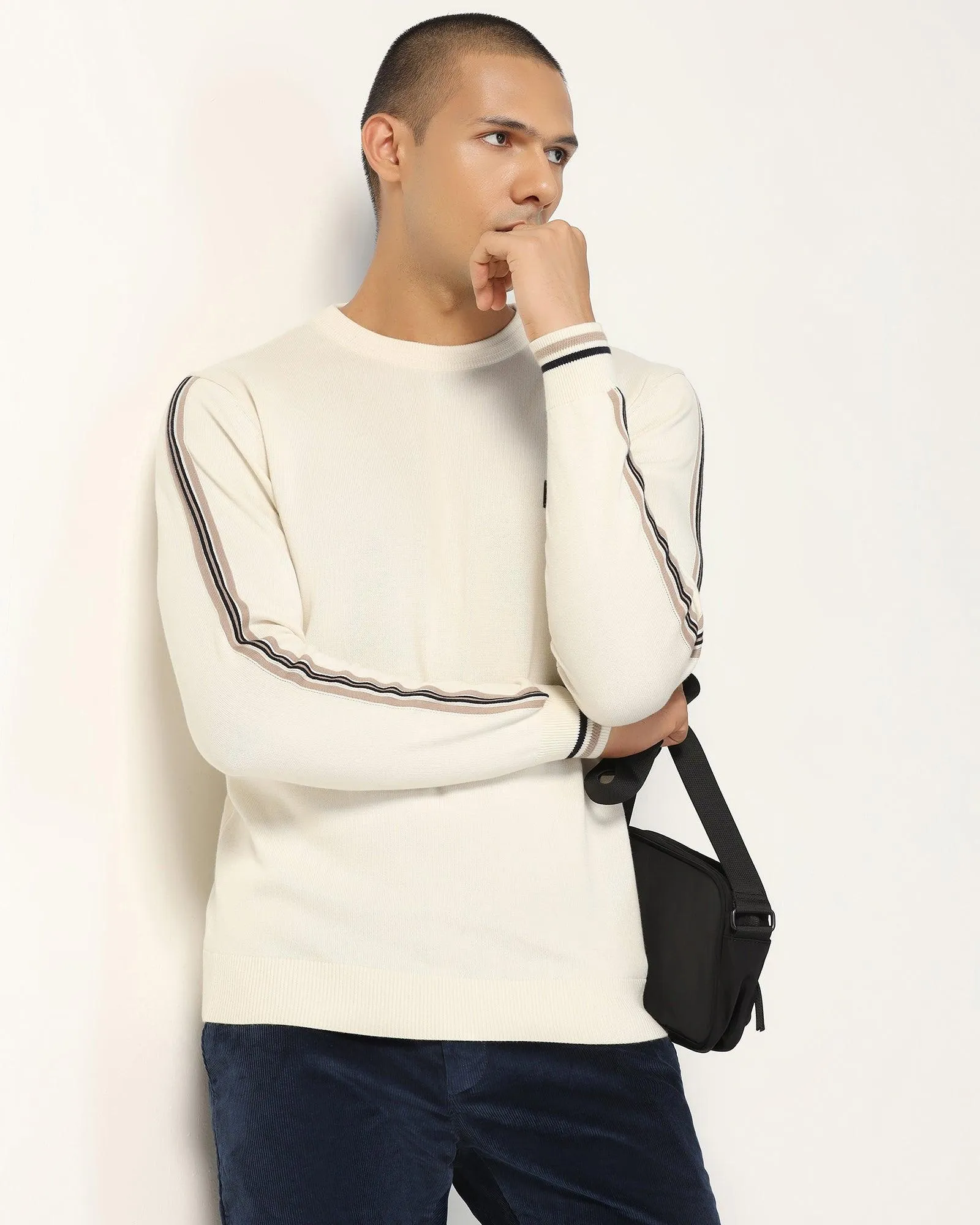 Crew Neck Off White Solid Sweater - Harley