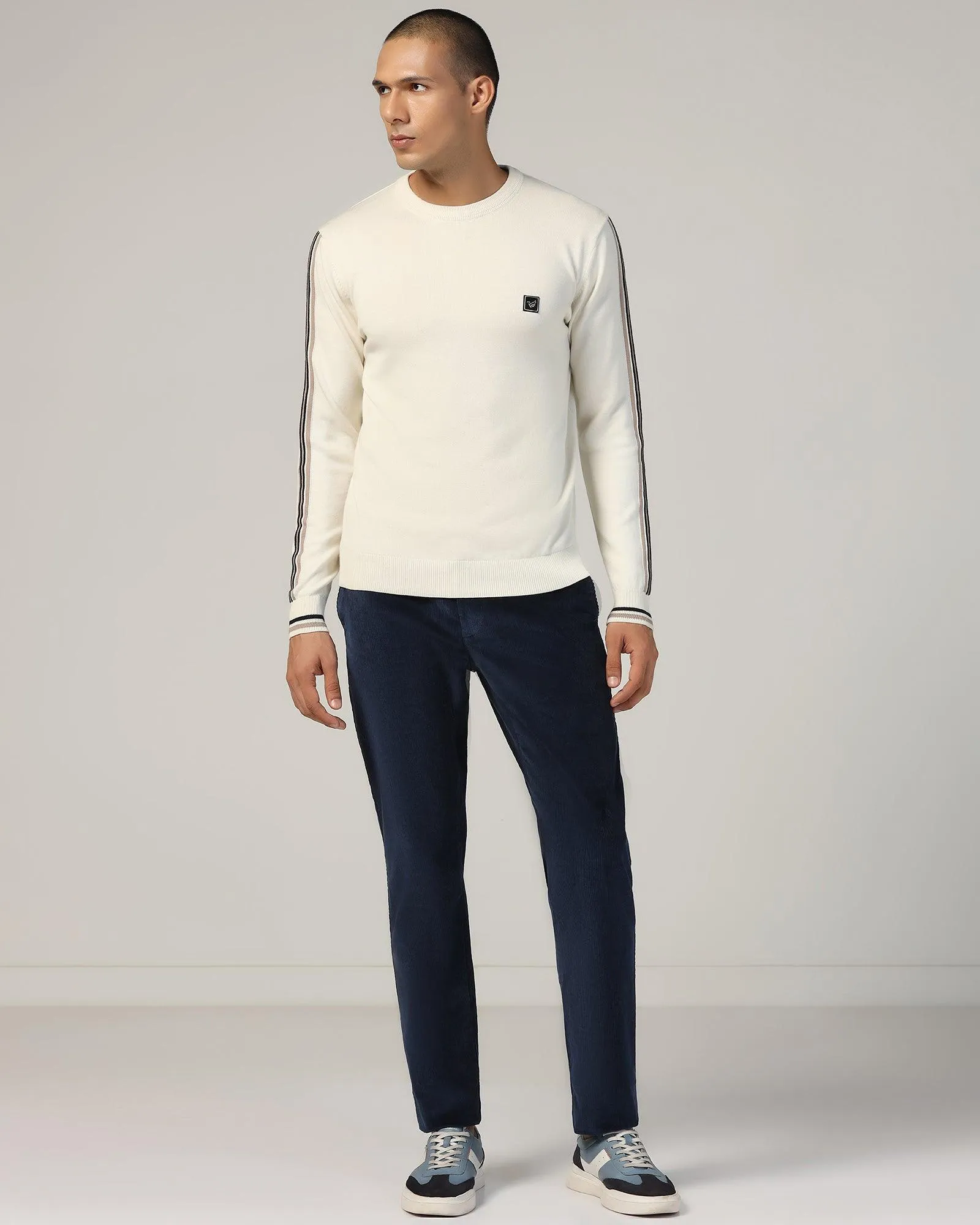 Crew Neck Off White Solid Sweater - Harley