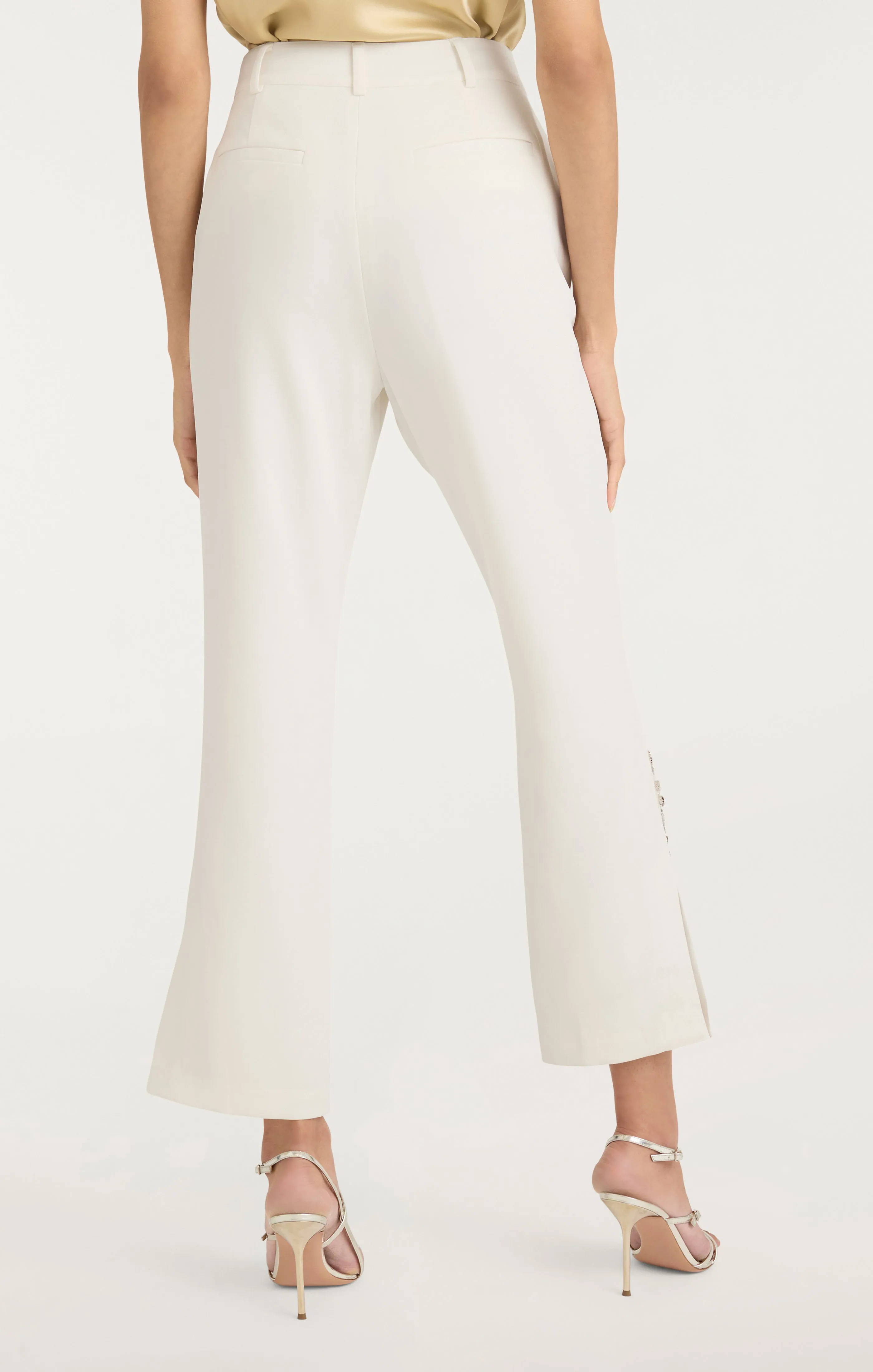 Diamond Daisies Cropped Kerry Pant