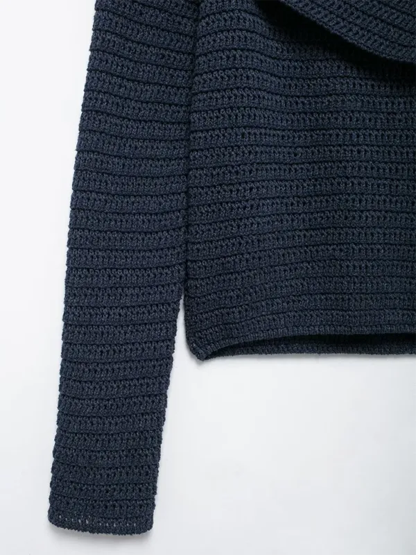 Fall Shoulder-Baring Top Navy Cropped Knitwear