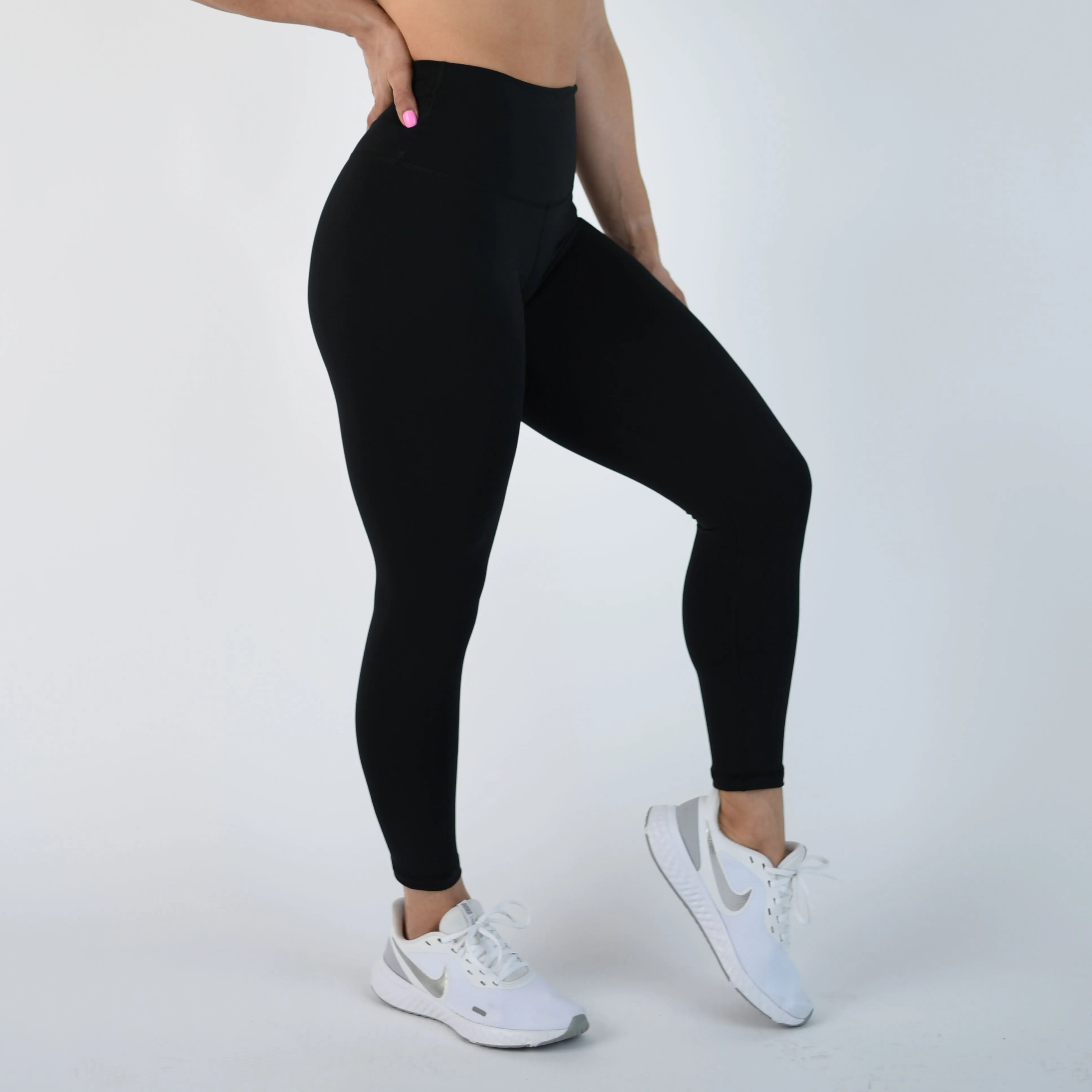 FLEO El Toro 23" Black Leggings