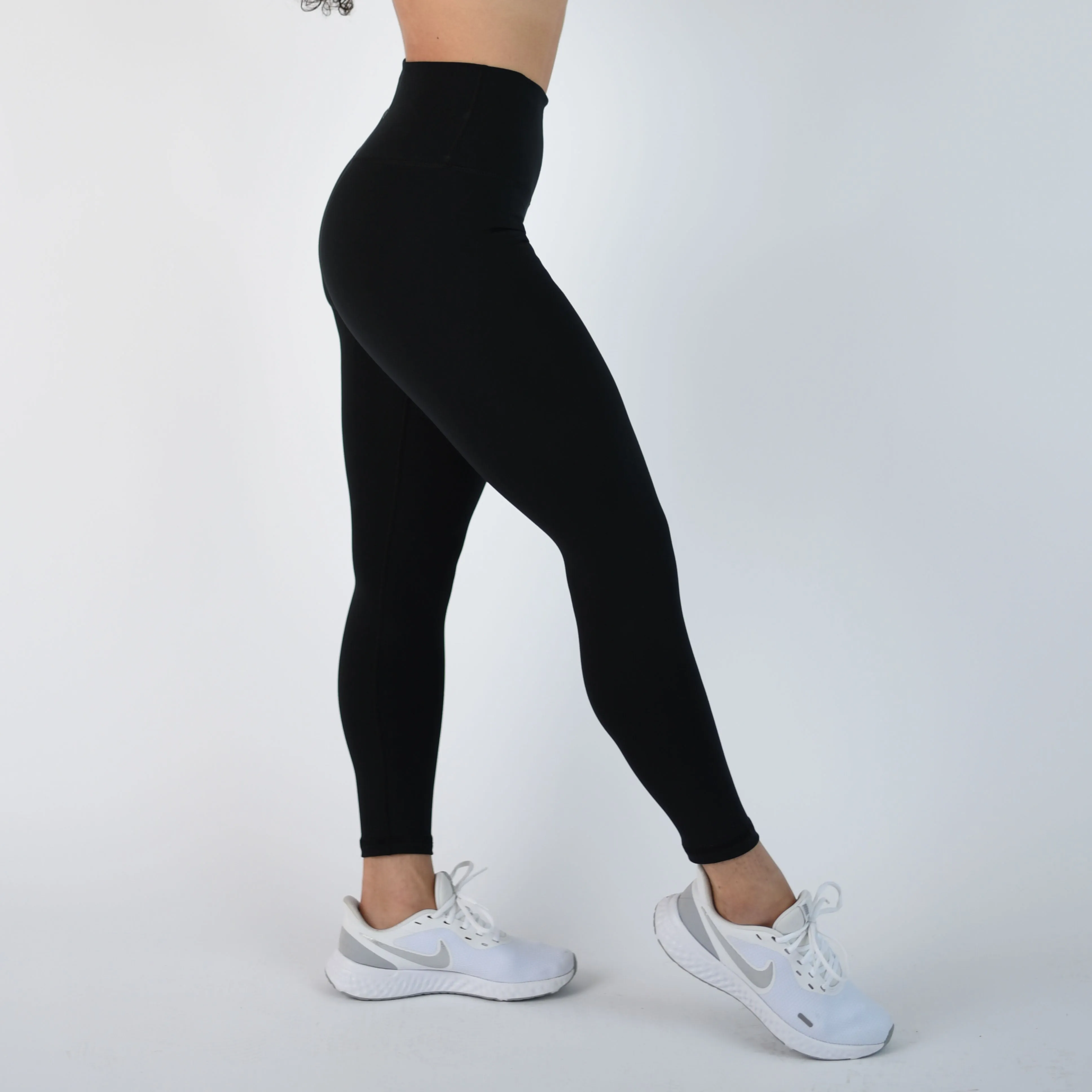 FLEO El Toro 23" Black Leggings