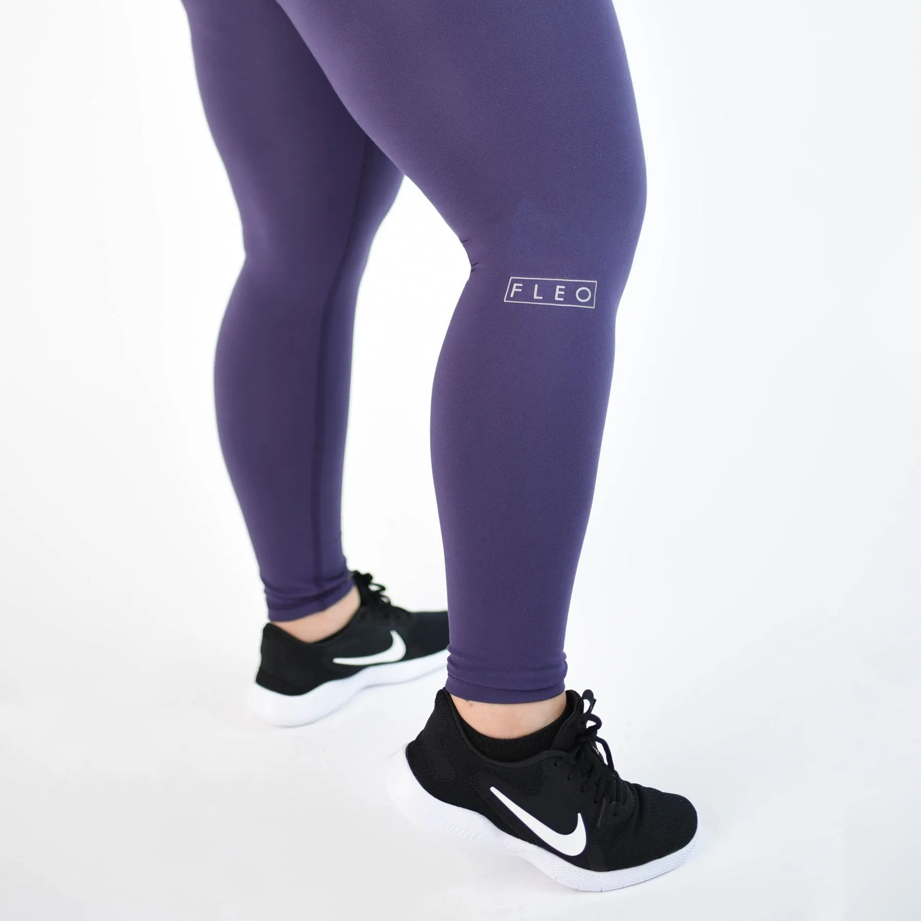 FLEO El Toro 25" Purple Velvet Leggings (Romey)