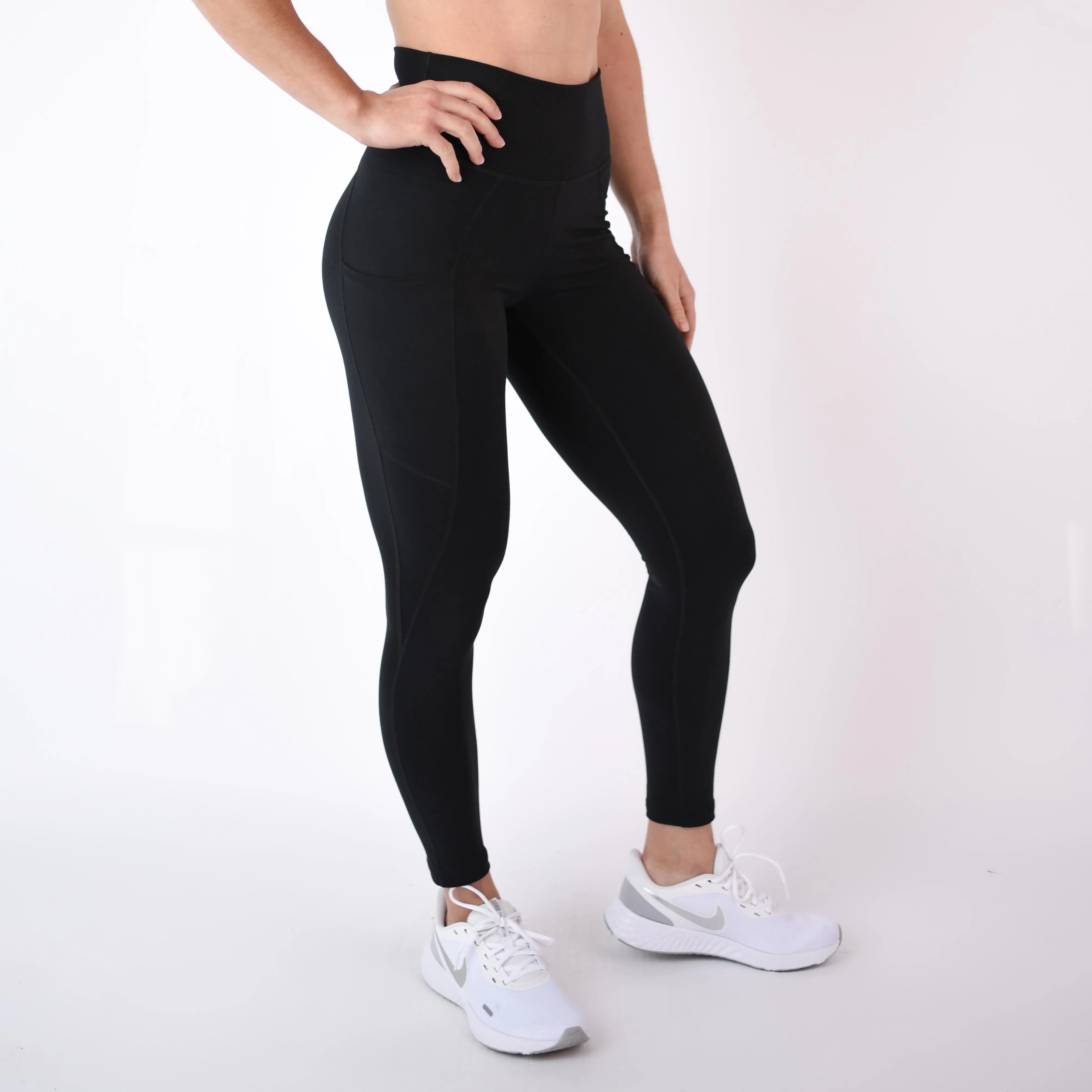 FLEO Reverie 25" Black Leggings