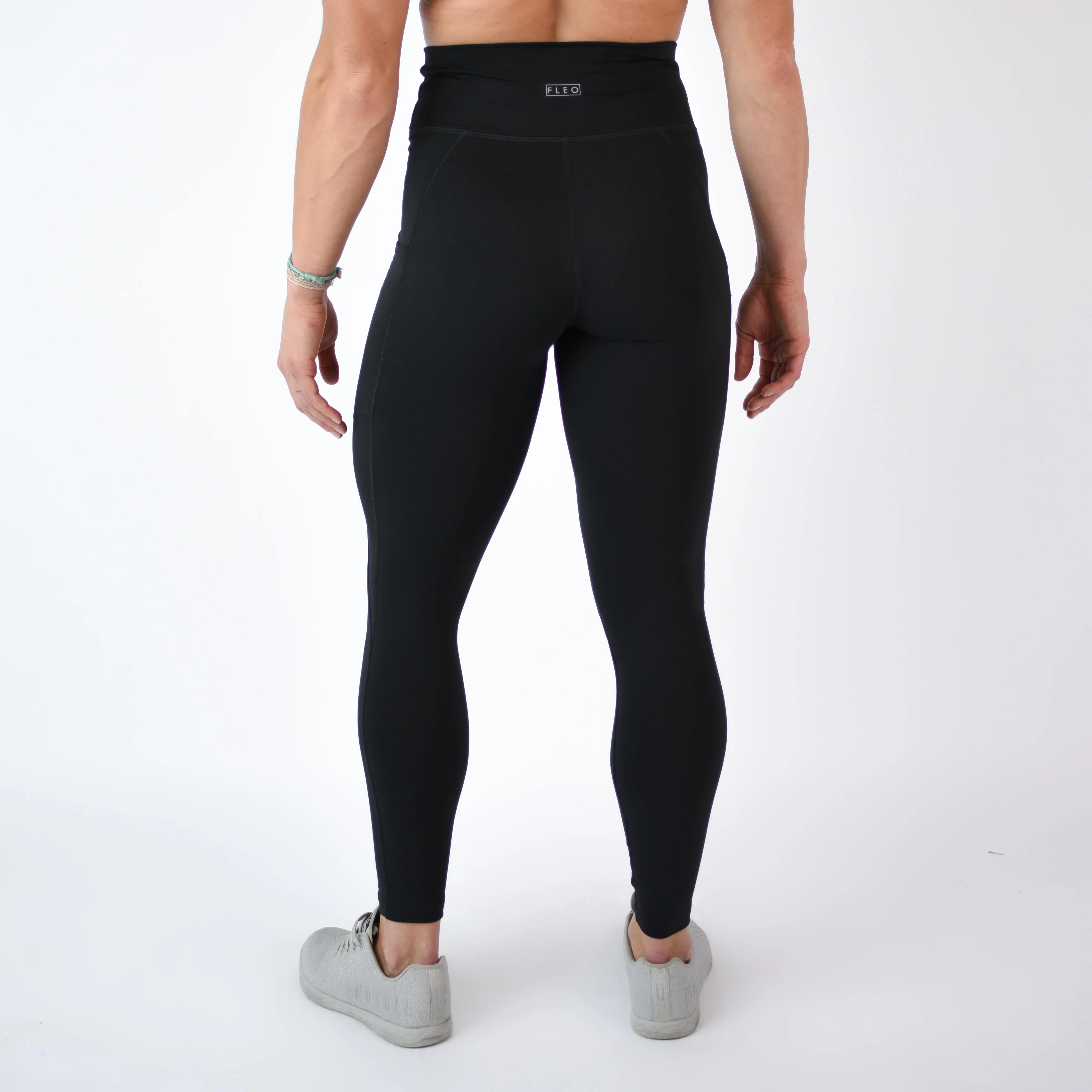 FLEO Reverie 25" Black Leggings