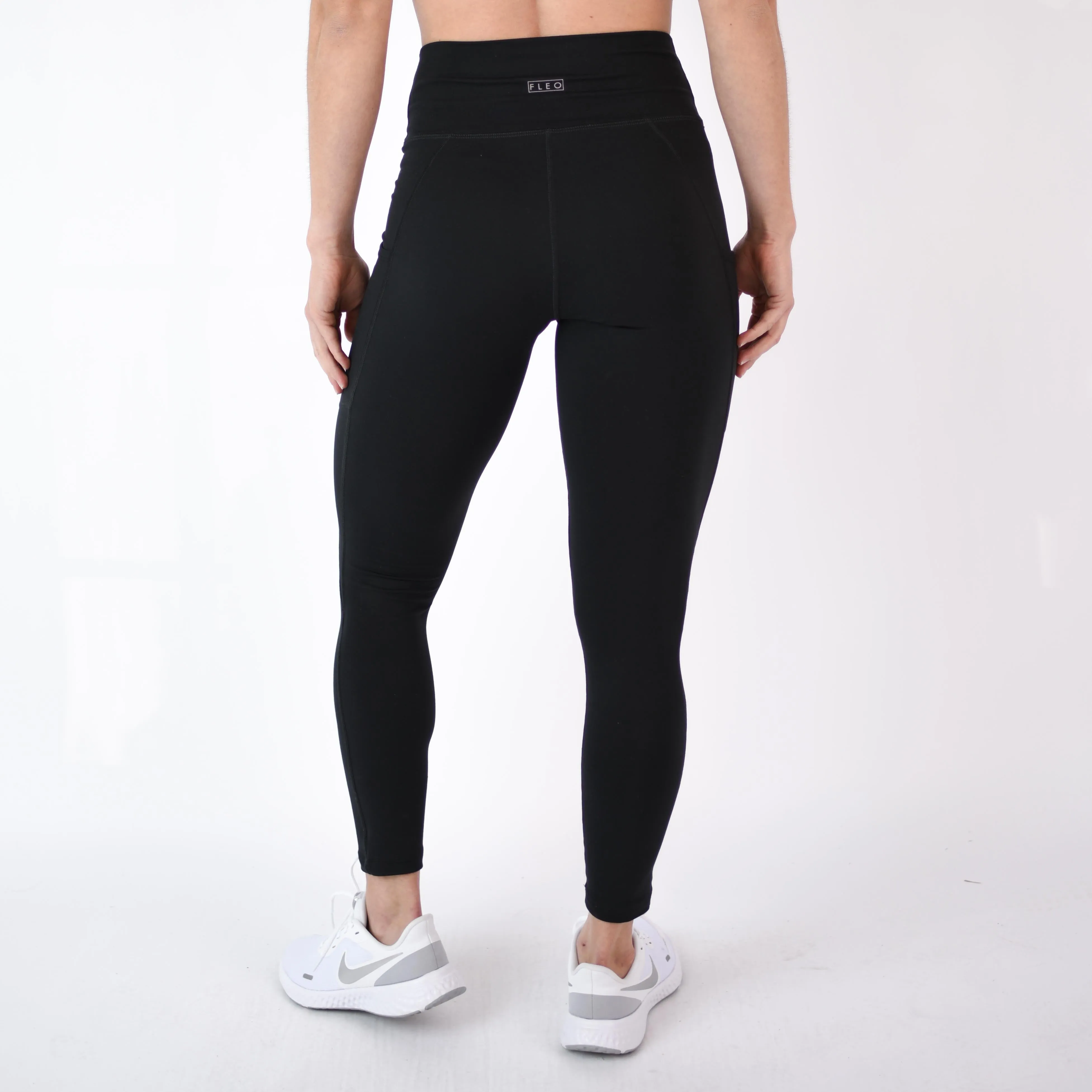 FLEO Reverie 25" Black Leggings