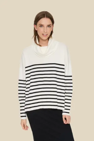 Grila Cowlneck