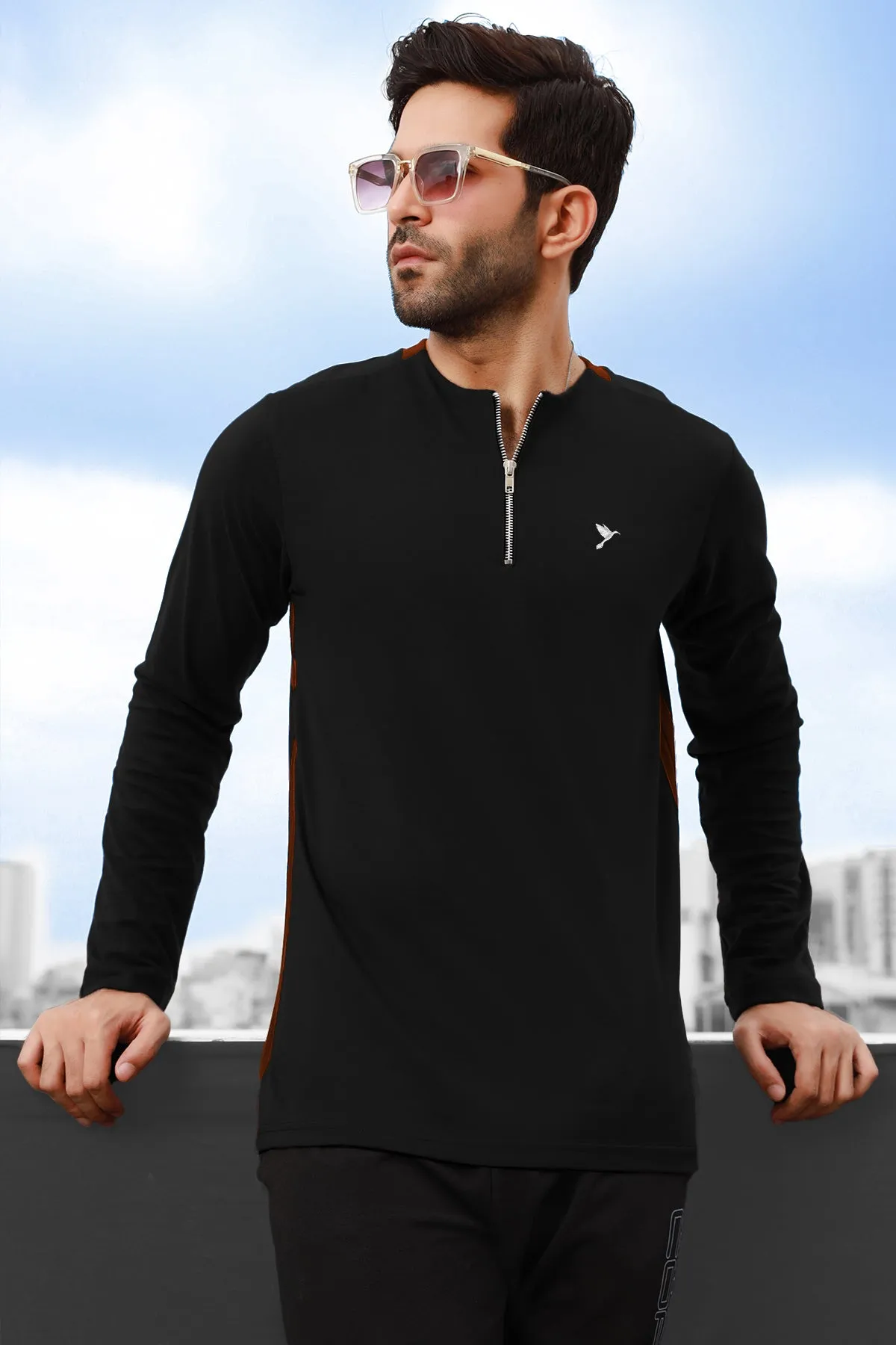 Jet Black Contrast Rib T-Shirt - W22 - MT0215R