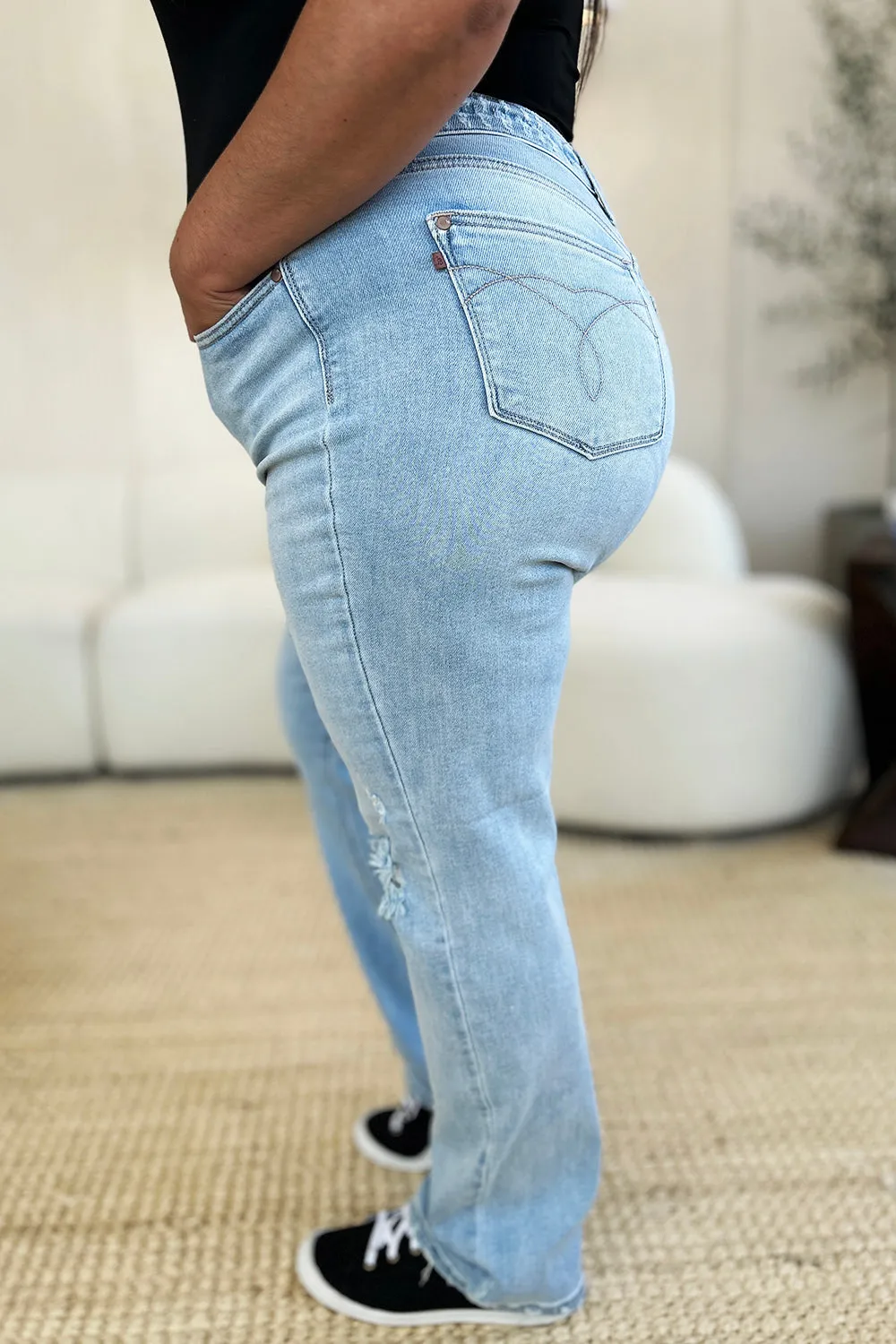 Judy Blue High Waist Distressed Straight Jeans [Online Exclusive]