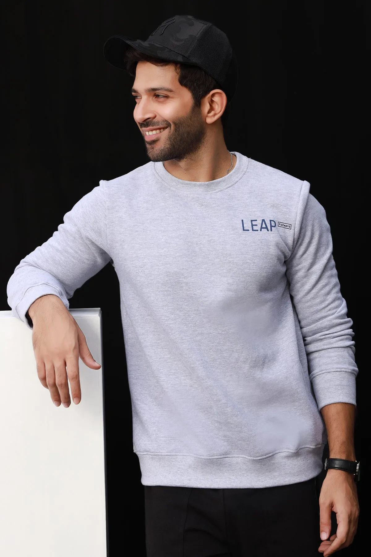 Leap Heather Gray Sweatshirt - W22 - MSW048R