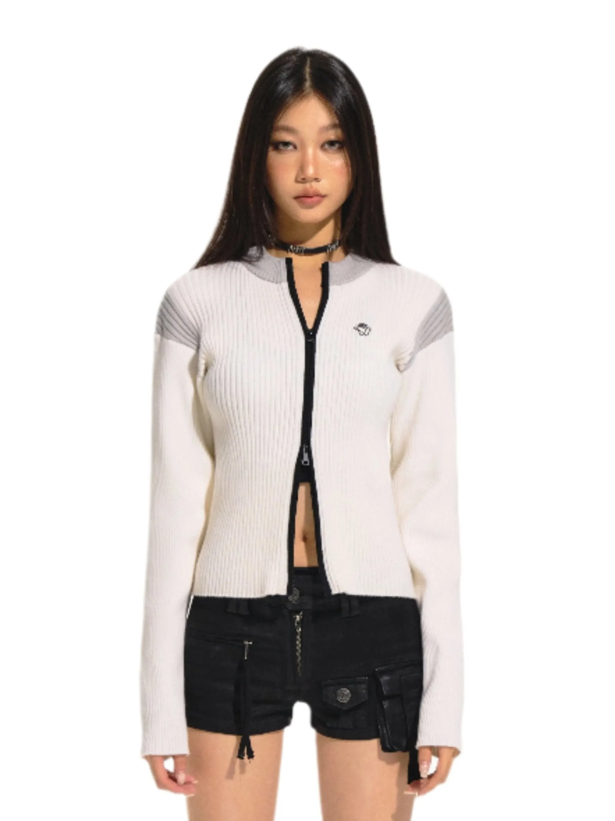 Log House Half Turtleneck Sweater knit Jacket