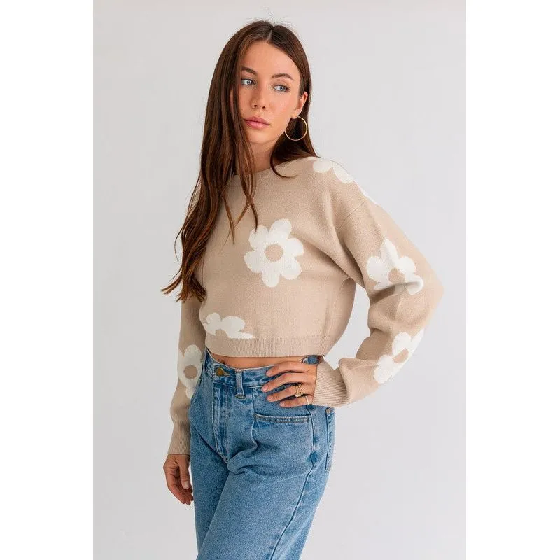 LONG SLEEVE CROP SWEATER WITH DAISY PATTERN