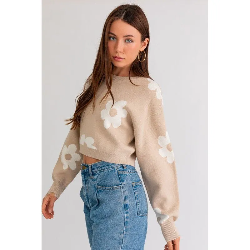 LONG SLEEVE CROP SWEATER WITH DAISY PATTERN