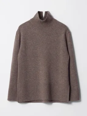 Oversized turtleneck wool jumper