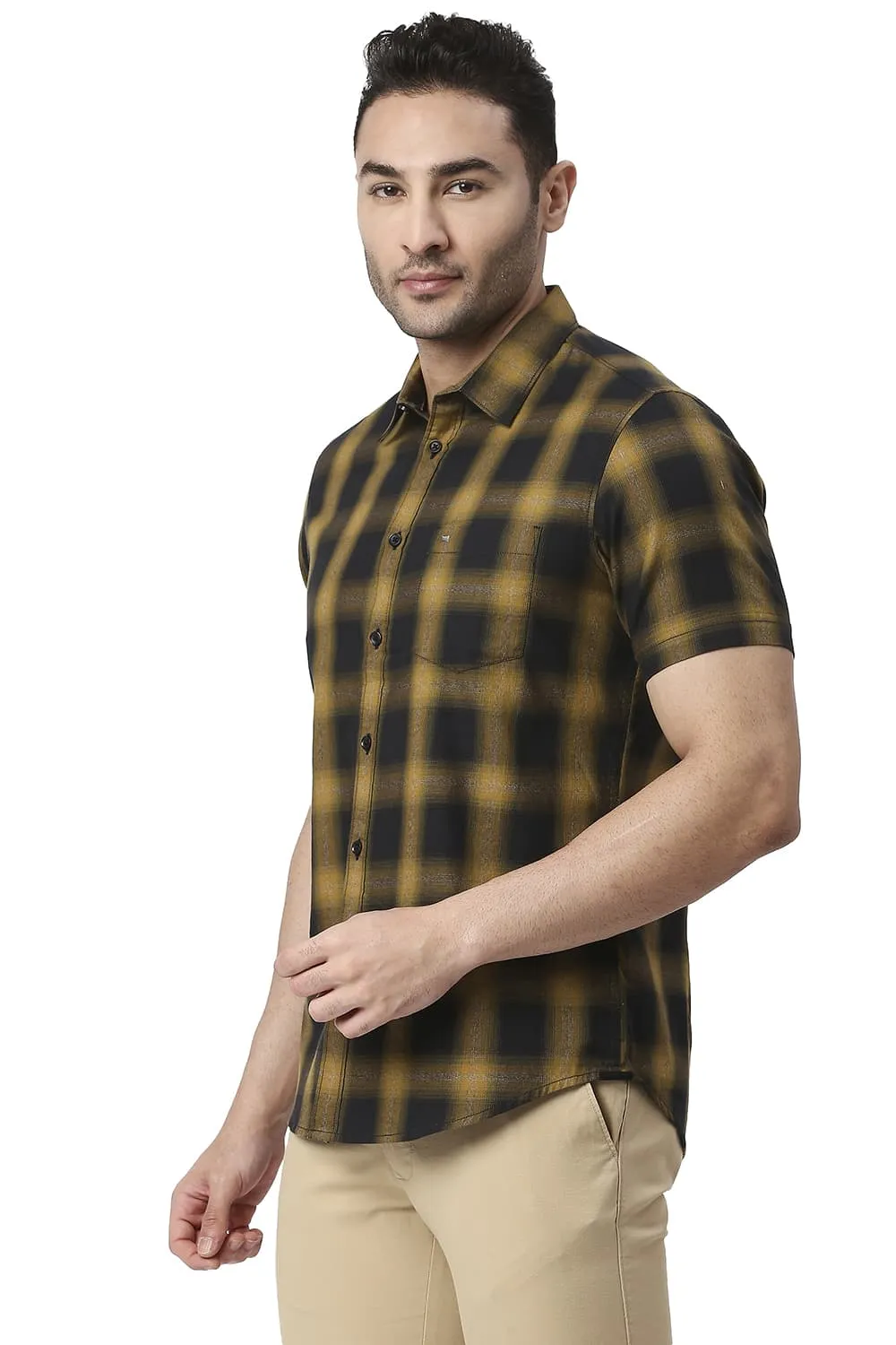 Slim Fit Cotton Grindle Checks Halfsleeves Shirt