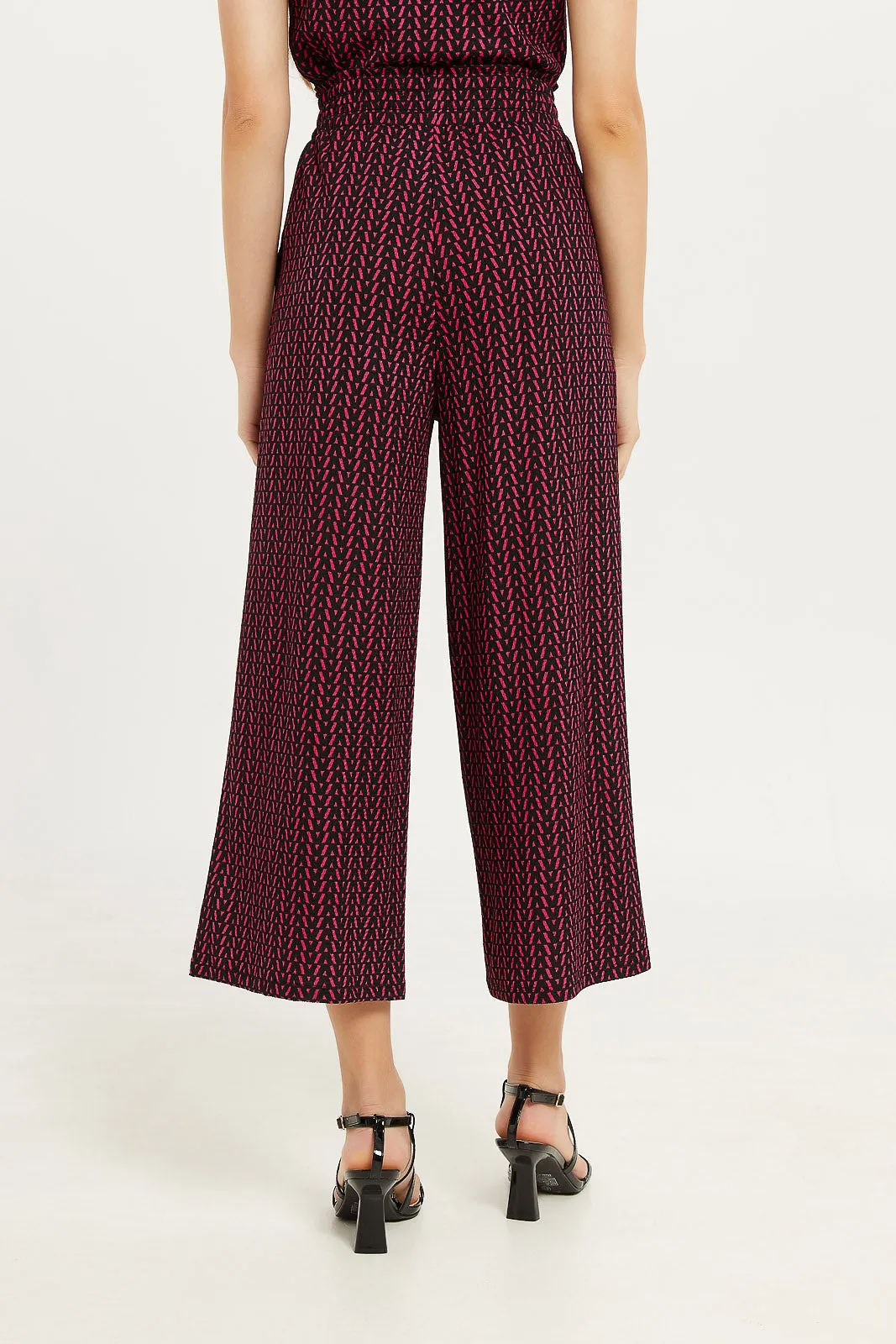 Women Red And Balck Printed Textured Wide Leg Pant